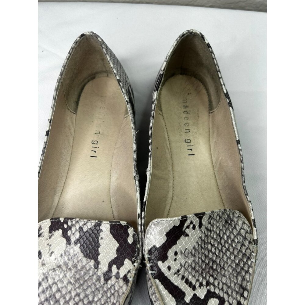 Madden Girl Flats Women Size 7 Snakeskin Slip On Pointed Toe Casual Work Shoes - Picture 5 of 10